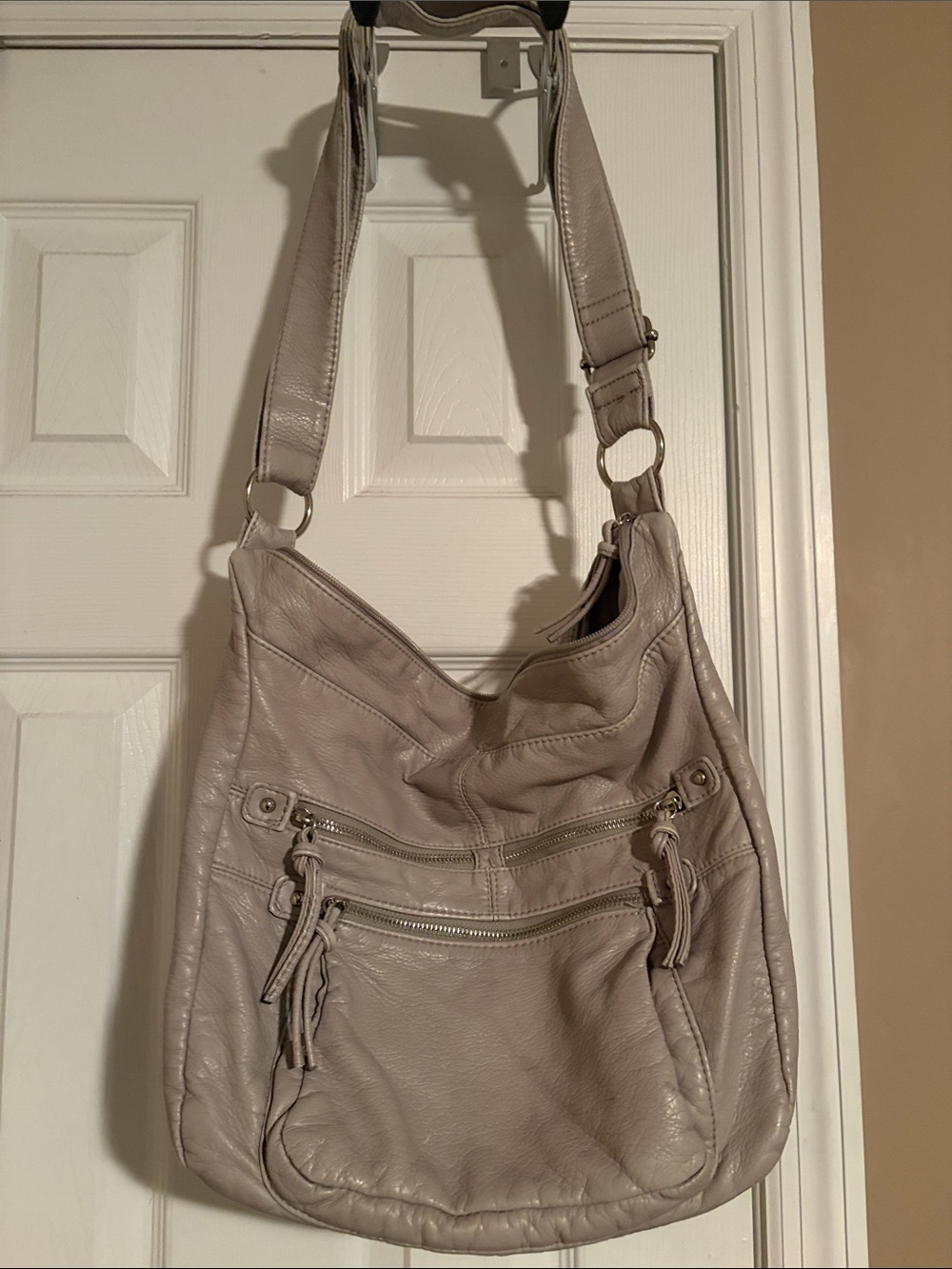 Bueno Gray/taupe Soft faux Leather Hobo Bag